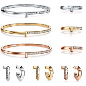 Bracelet de bijoux de créateurs de luxe pour femmes T1 Narrow Diamond Hinged Bangle Tendance bague de mode boucle d'oreille cadeau de boutique de haute qualité avec boîte