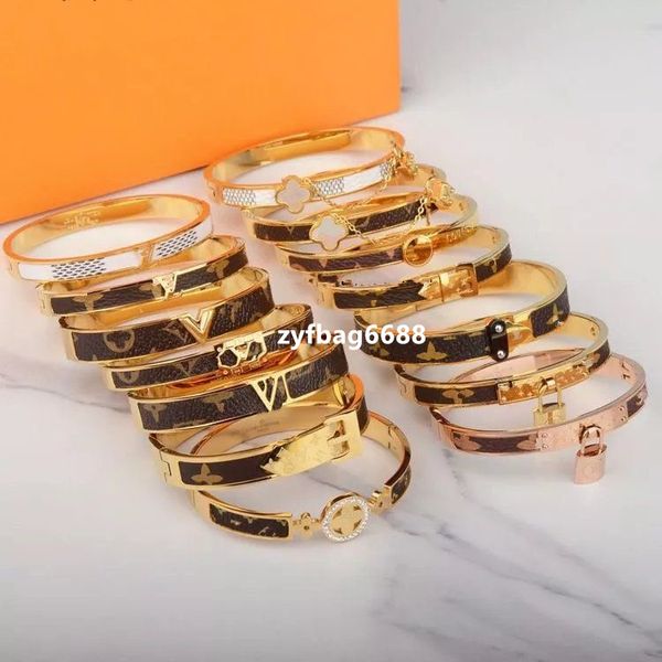 Bracelet de créateur de bijoux de luxe en cuir authentique, argent pur, plaqué or et pendentif de verrouillage discret avec motif de lettres d'engagement cadeau