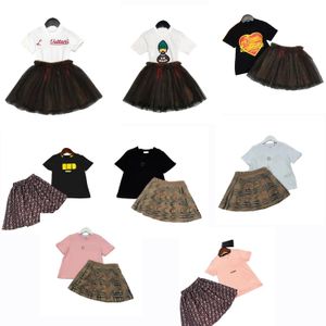 Luxe designer Kinderkleding Girl Two Pally Set Toddler Bella T -shirt Korte rok met klassieke letter SS Design voor meisjes van KidCloths