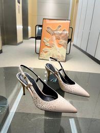 Luxe designer damessandaal Pumps met slingback-hak Slingback-pumps met strass Verfraaide puntige neus Slingback Vastgebonden satijnen reliëfpumps 35-42