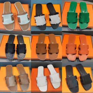 Sandalias de mujeres de cuero de diseño de lujo, sandalias de marca Oran, zapatillas de verano, zapatos planos, zapatillas para mujeres en la playa de moda, zapatillas de cartas, tamaños de caja originales 35-42