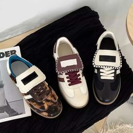 Luxe ontwerper Luipaard Printheren Dames Casual schoenen Versatiele comfortabele slijtvaste en laag uitgesneden lederen Outdoor Sneakers Big Size 36-46