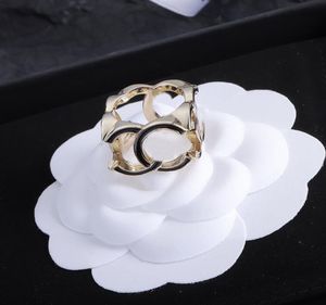 Luxe Designer Letter Band Ringen Modieus Merk 18K Vergulde Fijne Vinger Ring Bague Paar Anello Voor Vrouwen Bruiloft Sieraden