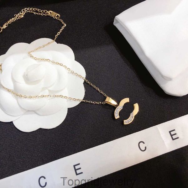 Lettre de concepteur de luxe Collier pendant automne