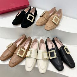 Mocasines de diseñador de lujo para mujer Piel de oveja de alta calidad Hebilla cuadrada Resbalón en Zapatos de vestir clásicos de moda Zapatos planos Zapatos para caminar de oficina Calzado de fábrica con caja