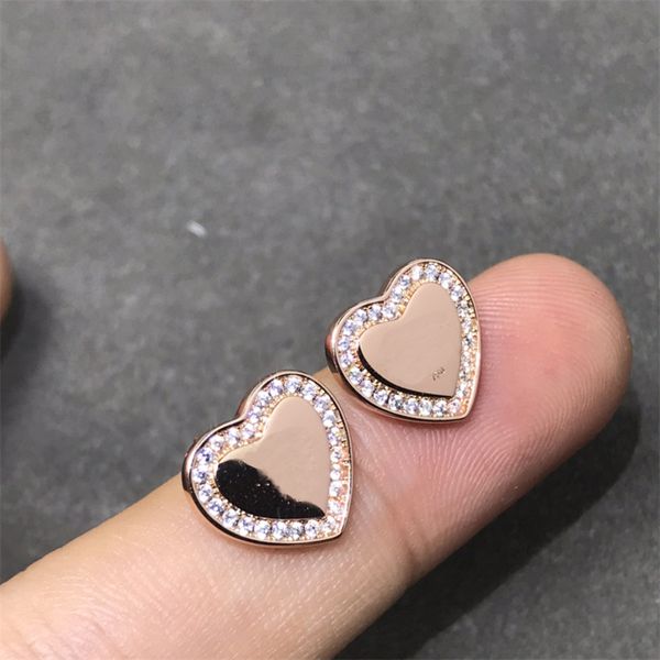 Boucles d'oreilles d'amour de luxe de créateur Boucle d'oreille asymétrique avec flèche Design unique Corde torsadée Diamant rose Exquis Goujon d'oreille mignon avec boîte