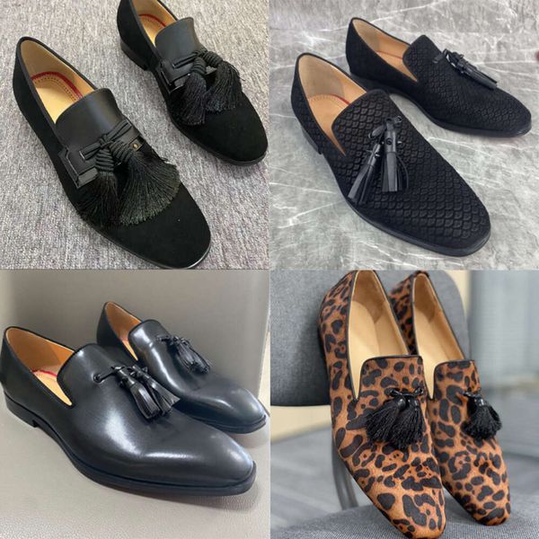 Designer de luxe hommes chaussures habillées mocassins en cuir suédé chaussures formelles affaires bout pointu gland mocassins mode chaussures de fête de mariage avec boîte NO497