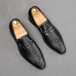 Chaussures de luxe en cuir à motif de crocodile pointu pour hommes, avec boucle en métal, chaussures de soirée, de bal, de scène, de mariage, de soirée