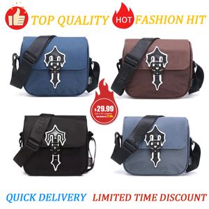 Sac à bandoulière trapstar de créateur de luxe pour hommes et femmes Trapstars IRONGATE COBRA T Pochette à bandoulière Sac à main Rappeur célèbre Sac à dos imperméable Sacs Oxford