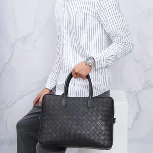 Luxe designer heren lederen aktetas-10a stijlvolle minimalistische stijl voor een 4 laptop high-end zakelijke handtas