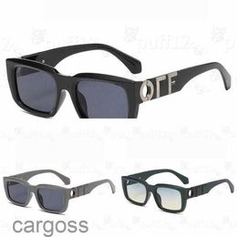 Luxury Designer Mens Womens Sunglasses Cool Style Hot Fashion Classic Thick Plate Black White Square Frame Eyewear Off Man Glasses Designer with Original Box I FC01