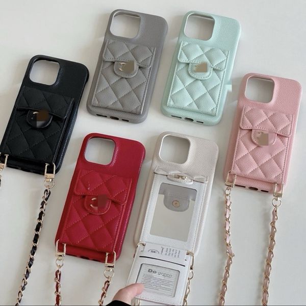 Luxe Designer Metal Letter Phone Case iPhone 15Pro Max Chain 15Pro 13 Pro 12 14 ProMax 11 xr xsmax 8plus Fashion Designer couverture de boîtier de téléphone