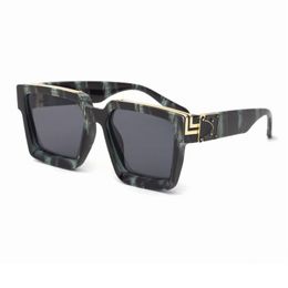 Lunettes de soleil de concepteur de luxe Millionaire Full Fild Vintage Anti-UV Eyeglasses Polaris Men Glasses Grands Square pour Or brillant 251S
