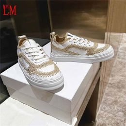 Diseñador de lujo Nama Women's Beige White Low Top Sneakers Nuevo con caja de mejor calidad