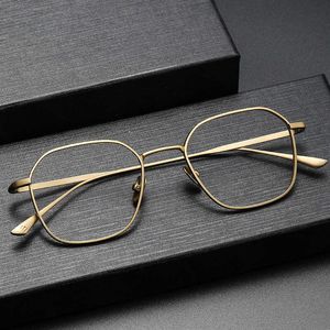 Diseñador de lujo Nuevas gafas de sol para hombres y mujeres 20% de descuento en el mismo tipo de gafas de titanio puro de acordes permanente se agregan manualmente al marco de los anteojos.