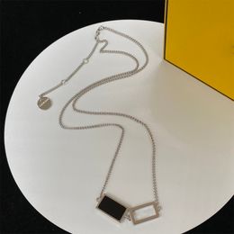 Luxe ontwerper hanger ketting kettingen voor vrouwen klassieke Sliver Metal Letter f Heren sieraden klassieke ketting mode liefde cadeau 2302282BF