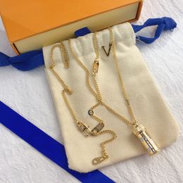 Luxe ontwerper hanger ketting parfum fles vrouwen ketting verwijderbare chokerketen goud vergulde kwaliteit roestvrijstalen brief voor vrouwen sieraden