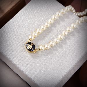 Luxe Designer Hanger Kettingen Brief Viviane gouden Chokers Vrouwen Mode-sieraden Metalen Parelsnoer cjeweler Westwood 091