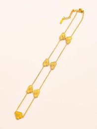 Colliers de pendentif de concepteur de luxe Brand de qualité supérieure Collier de fleurs plaquées à l'or 18K Femmes 039 Collier d'amour ST4670228