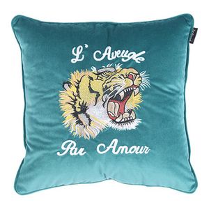 Taie d'oreiller de luxe classique motif tête de tigre broderie housse de coussin 45 * 45 cm pour la décoration de la maison et les cadeaux de famille de Noël 2022