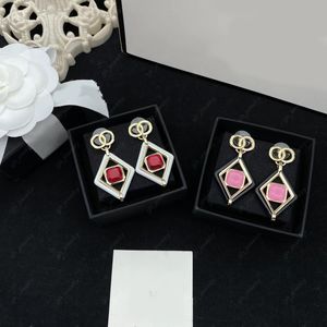 Créateur de luxe pierres précieuses rouges Dangle Chandelier boucles d'oreilles aretes orecchini pour les femmes bijoux de mariage de fiançailles de haute qualité avec boîte