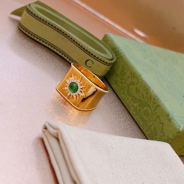 Luxury Designer Ring Fashion Anneaux Femmes et Mens Anneaux Gold Emerald Street Street Party Good Social Good