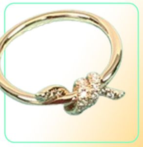 Designer de luxe Ring Men and Women Rings Rings Fashion Classic Style avec des cadeaux de diamants pour l'engagement Good Nice7089585