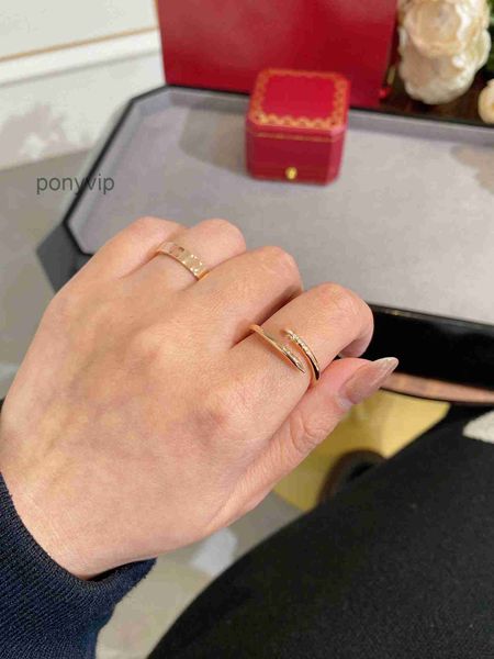Anillo de diseñador de lujo Anillo de uñas fino Diamante de alta calidad para mujer Hombre Galvanoplastia 18 k Clásico Oro rosa premium con caja 0BX9