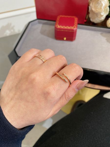 Anillo de diseño de lujo anillo de uñas finas anillo de diamante de calidad superior para mujer electroplatando 18k oro rosa premium clásico con caja