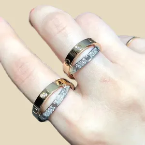 Luxe designer ring vrouw glanzende volledige diamanten vintage simpletwo tone patchwork ring voor mannen prachtige ringen zilveren sieraden accessoires zl199 B4