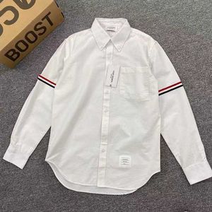 Ensemble de vêtements de sport à manches courtes pour hommes et femmes de créateurs de luxe White Oxford Long Sleeve Couples Same Style High Grade Outwear Casual Loose Shirt Generation