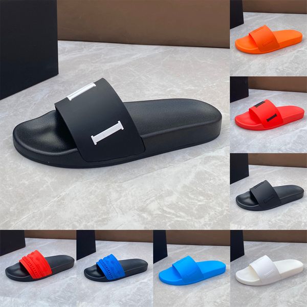 Sandales de créateurs de luxe Hommes Femmes Pantoufles Piscine Diapositives Bandana Chaîne Rouge Noir Caoutchouc Pantoufle Mode Été Plat Slide Marques Sliders Sandale Taille 38-45