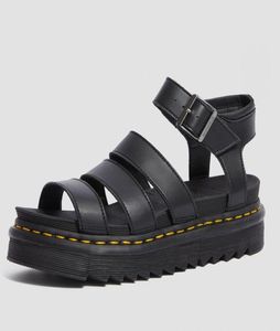 Sandales de concepteur de luxe Femmes Chaussures causales d'été noires confortables boucles en cuir authentique Dr Martin Platform Sandales Taille 35-403662308