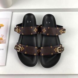 Bom Dia Gladiator Sandal Slipper Chaussures de créateurs Sliders Cuir Taille 35-46 avec boîte Caoutchouc Été Plage Slide Mode Voyage Casual Femmes Hasp Plate-forme Mule Sandale