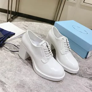 Chaussures de créateurs de luxe femmes talons épais robe chaussure en cuir véritable semelles épaisses décontracté à lacets bout rond mode chaussure de fête plate-forme blanche classique pompes chaussures