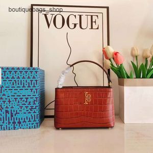 Crérateur de créateur de luxe Tote nouveau sac avec épaule à la mode et polyvalente.