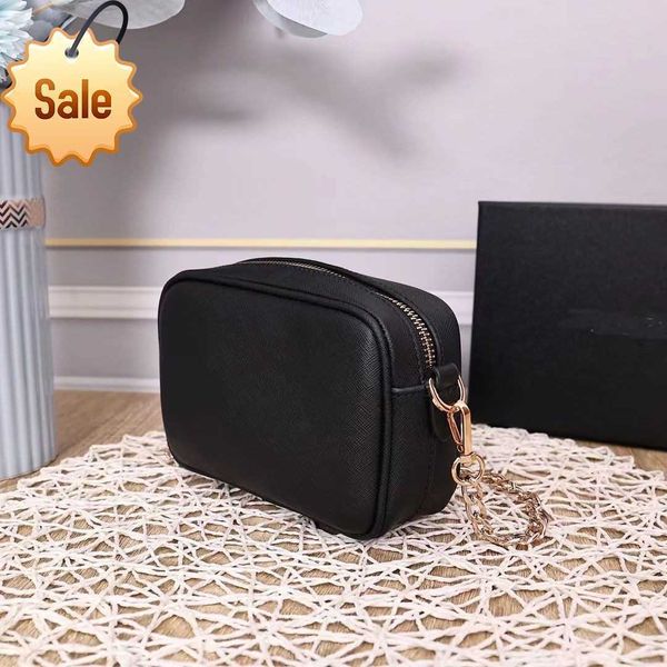 Sacs à bandoulière simples de styliste de luxe pour femmes, nouvelle famille, Mini sac pour appareil photo croisé, messager polyvalent, porte-monnaie, vente directe d'usine