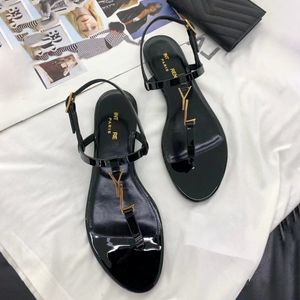 luxe Designer Slide sandaal zomer CASSANDRA sandale Slipper Lederen Sliders Heren Platte Casual schoen zonnig reizen Licht goud logo Dames sexy Muilezel Met doos meisje loafer