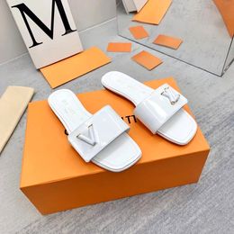 Zapatilla deslizante de diseñador de moda de lujo para mujer Shake Mule Metallic con caja para hombre zapato de piel de cordero cuero brillante fácil de usar sandalia de tacón alto para mujer
