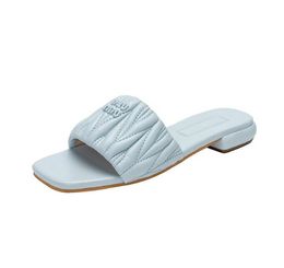 Luxe Designer Slide Slippers Zomer sandalen dames Strand Indoor Flat Flip Flops Leer Dame Dames Mode Klassieke Schoenen Dames