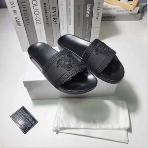 Luxe designer slijglippen slippers zomer sandalen mannen strand indoor flat flip flops medusa lederen heren vrouwen klassieke schoenen palazzo dames maat 35-46 met doos stofzak