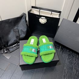 Luxe designer slippers winter slippers zijn gemaakt van wol klassieke stijl warm comfortabel en eenvoudig erg mooi