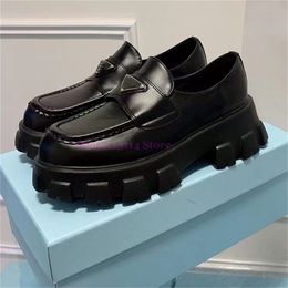 Luxe designer sneakers monolith rubber platform dames damesmode casual leren pantoffel dikke ronde kop loafers lage sneakers