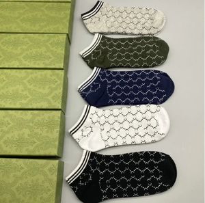 Calcetines de diseño de lujo para hombres y mujeres calcetines deportivos casuales otoño invierno medias cálidas hasta la mitad del muslo hechas de algodón con diseño de letras de moda 5 colores VCNDRJD
