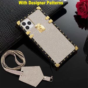 Diseñador de lujo Square iPhone 14 Pro Max Estuches para mujeres Cordón Elegante Bee Cute Cover IP13 ProMax 6.7 pulgadas 14Plus 12 mini 11 XR Xsmax 6 7 8Plus 11Promax CellPhone Case