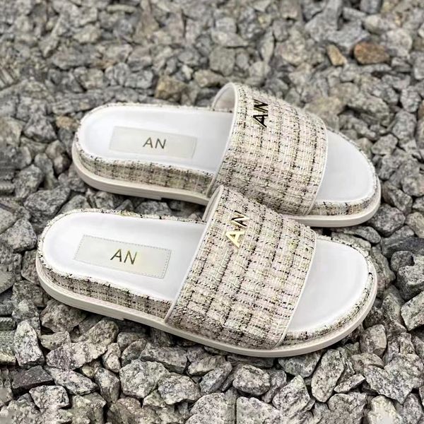 Sandalias de verano de la marca Sandalias de verano 2024 zapatos de vestir de moda de tobogán