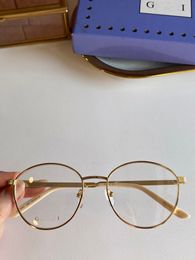 Designer de luxe Lunettes de soleil hommes femmes lunettes de soleil ADUBRAL UV400 Eyewear Classic Brand Eyeglass Lady Sun Glasses Rays Metal Cadre avec boîte