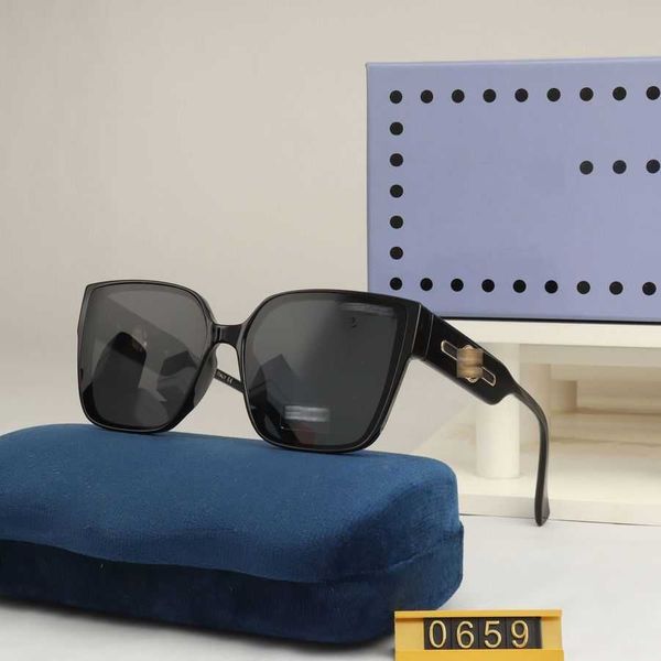 Lunettes de soleil design de luxe 2023 New G Family Square Women's Fashion Advanced UV Résistant Rice Nail Box Lunettes de soleil 9560