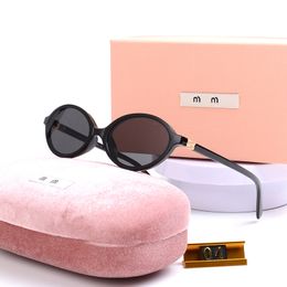 Luxe designer zonnebril voor vrouwen casual zonnebril buiten fotografie zonnebril klassieke zonnebrillen hoogwaardige reizen met originele doos