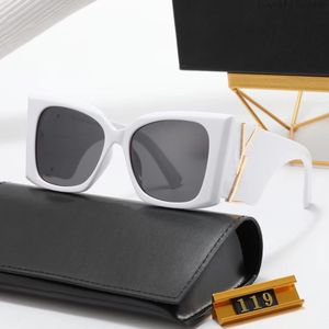 Gafas de sol de diseñador de lujo para mujeres, hombres, estilo fresco, moda caliente, placa gruesa clásica, gafas blancas y negras para hombres, gafas de sol, caja original de diseñador